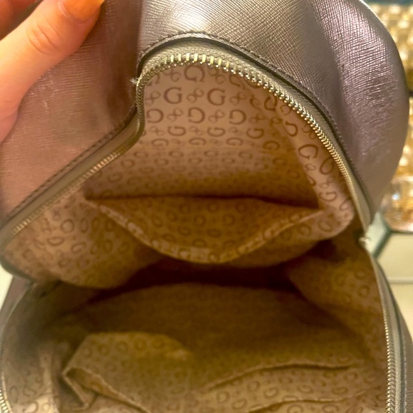 Backpack - Picture 4 of 4